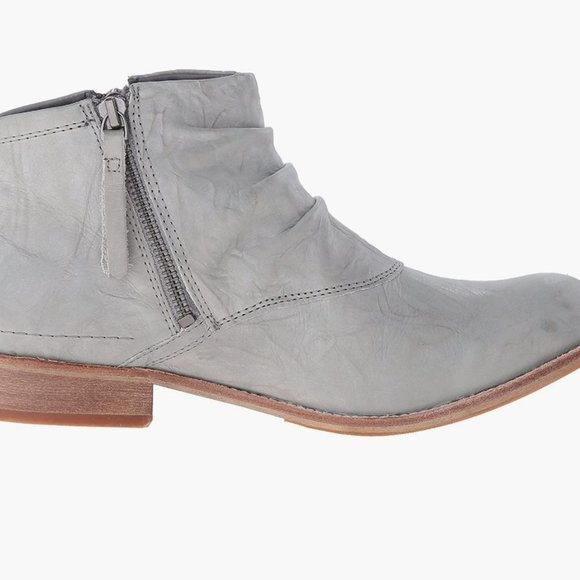 NEW!!! Out of stock Catepillar Boot - Picture 6 of 11